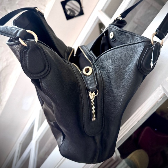 Coach Limited Edition Edie31 Leather Shoulder Bag Quilted Patchwork Unique Shape - Picture 4 of 16